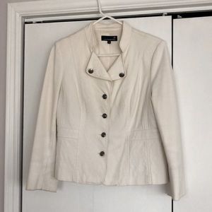 Classic white buttoned jacket